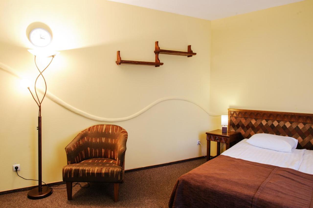 Hotel Трипільське Сонце Podgortsy  Esterno foto